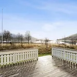 The House In Vika Semesterbostad Lodingen